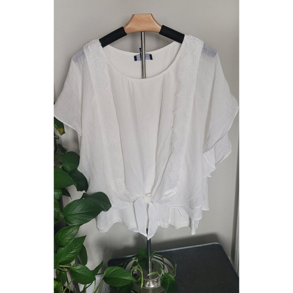 AGB White Boho/Cottagecore Embroidered Tie-Front Blouse, NWT, SZ: M